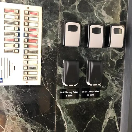 M&f Luxury Est. 2019 / F Apartment
