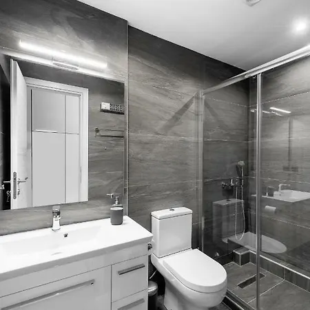 Apartment M&f Luxury Est. 2019 / F Thessaloniki