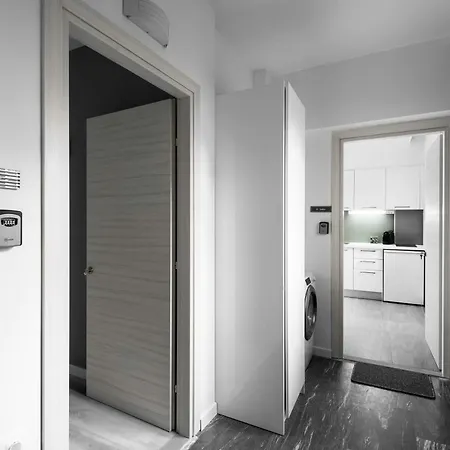 M&f Luxury Est. 2019 / F * Thessaloniki